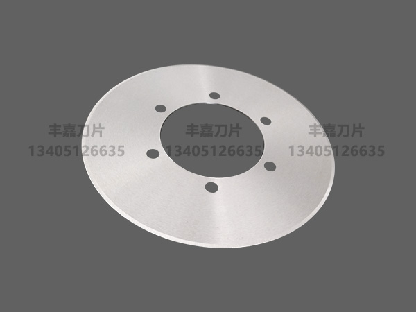 Corrugated slitting blade